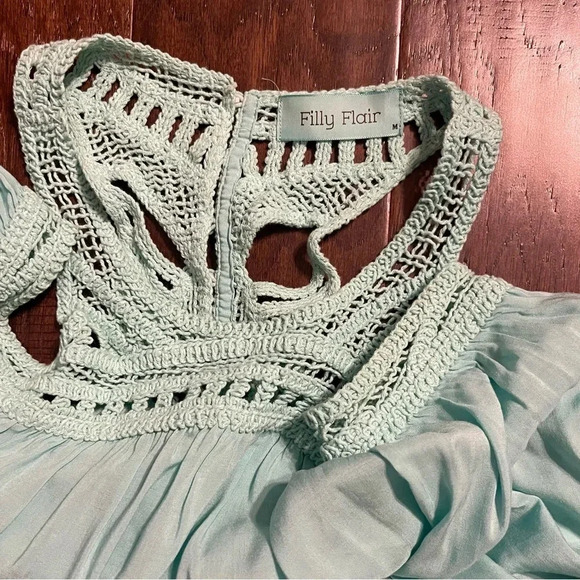 Filly Flair Crochet Flowy Lined Dress - Picture 5 of 10